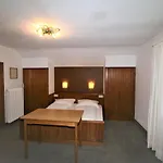 Rauter-2 By Interhome Appartamento Mayrhofen
